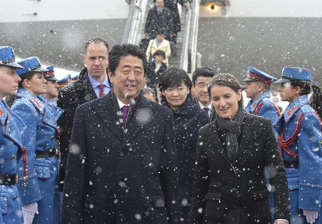 Japanese PM Shinzo Abe is seen in Belgrade in January 2018 (Tanjug, file)